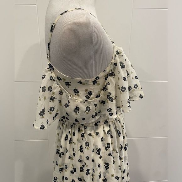 Abercrombie and Fitch Maxi dress XS - Picture 10 of 14